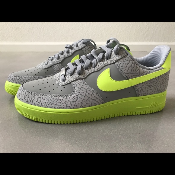 Nike Air Force 1 wolf grey elephant/volt size 11 - Picture 3 of 6